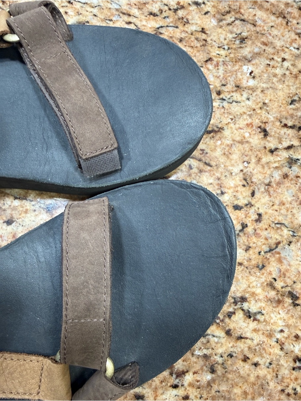 Teva Midform Universal Leather Sandals size 9 - Picture 5 of 7